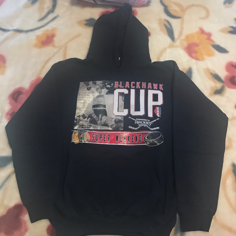 Blackhawks hoodie!!