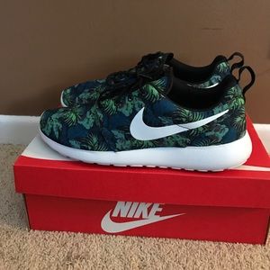 Nike Roshe Run Print