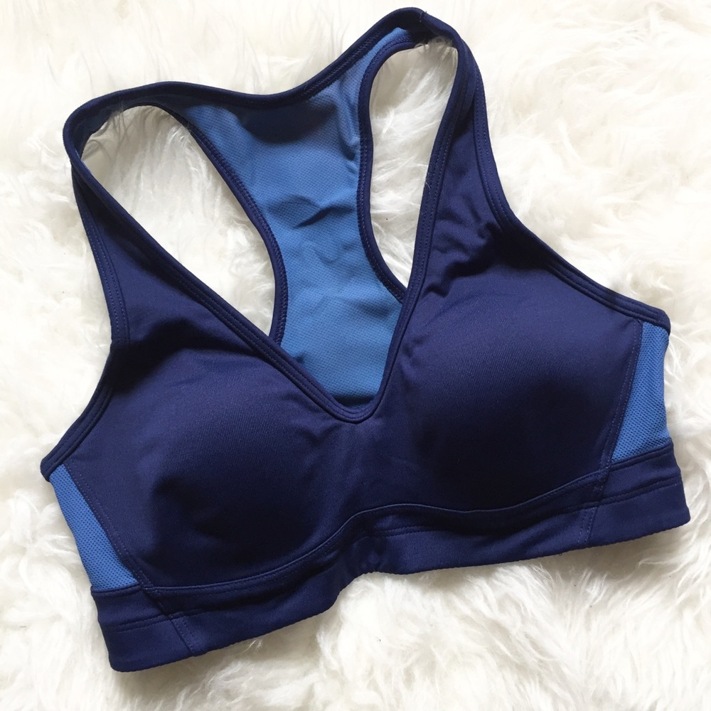 Victoria's Secret VSX Sports Bra Size 34C