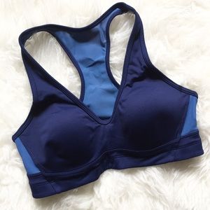 Victoria's Secret VSX Sports Bra Size 34C