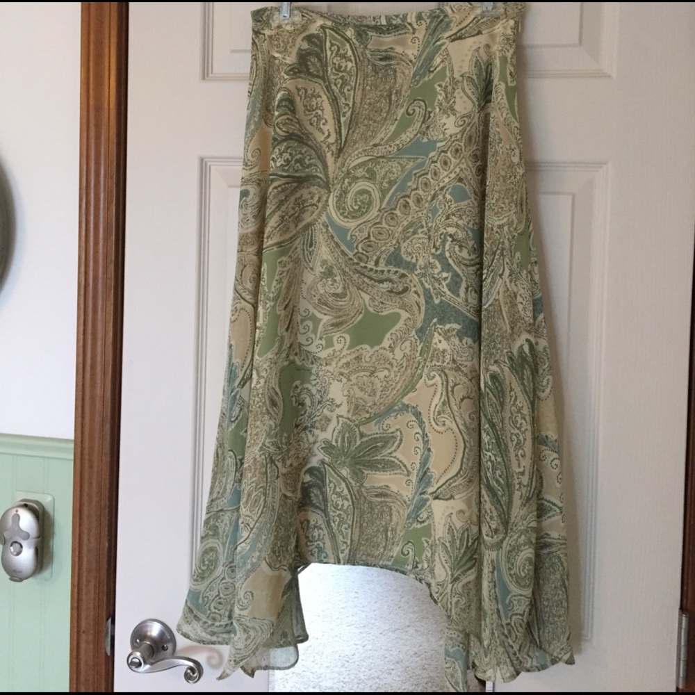 Evan Picone handkerchief skirt