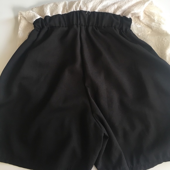 ⚡️Lace overlay romper - Picture 4 of 4