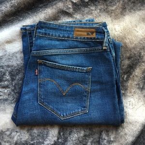 Women's Levi's Classic Rise straight leg