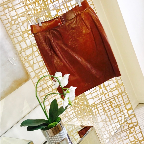 Laundry By Shelli Segal Dresses & Skirts - Shelli Segal Distressed Leather Skirt - Gorgeous😍