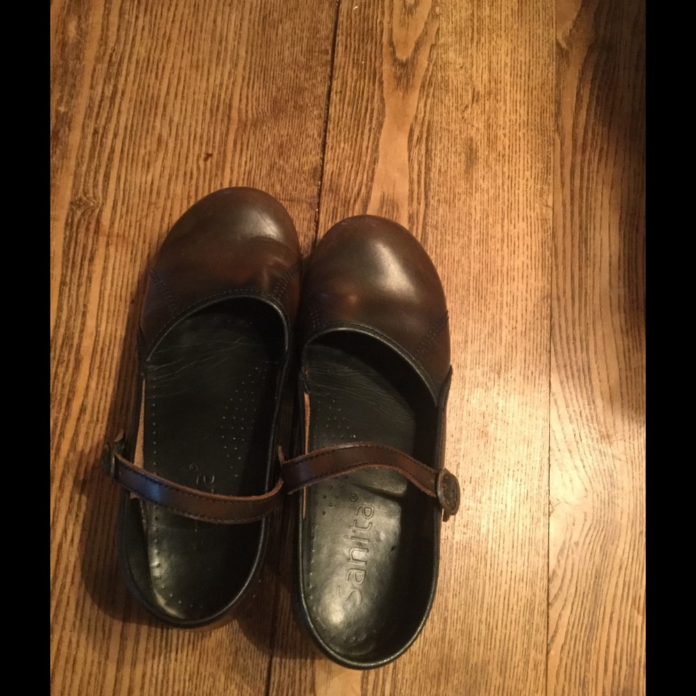 Sanita like Dansko