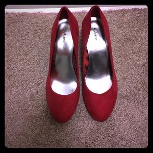 Style & Co. red suede pumps 👠