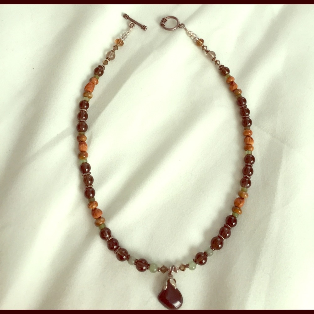 Beaded necklace with natural stones