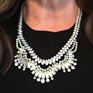Stella and Dot Bella necklace