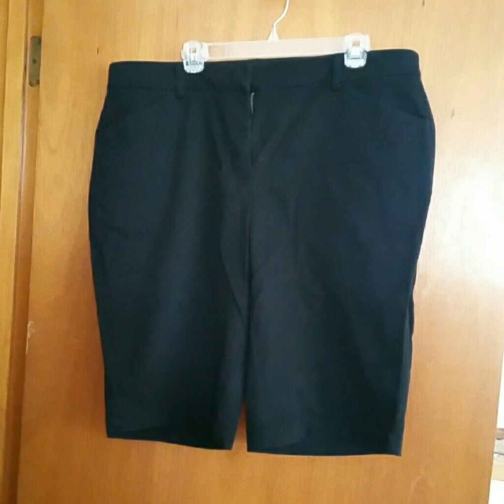 2 capris