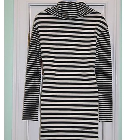 HPStriped Tunic w/ Cowl Neck - Picture 4 of 4