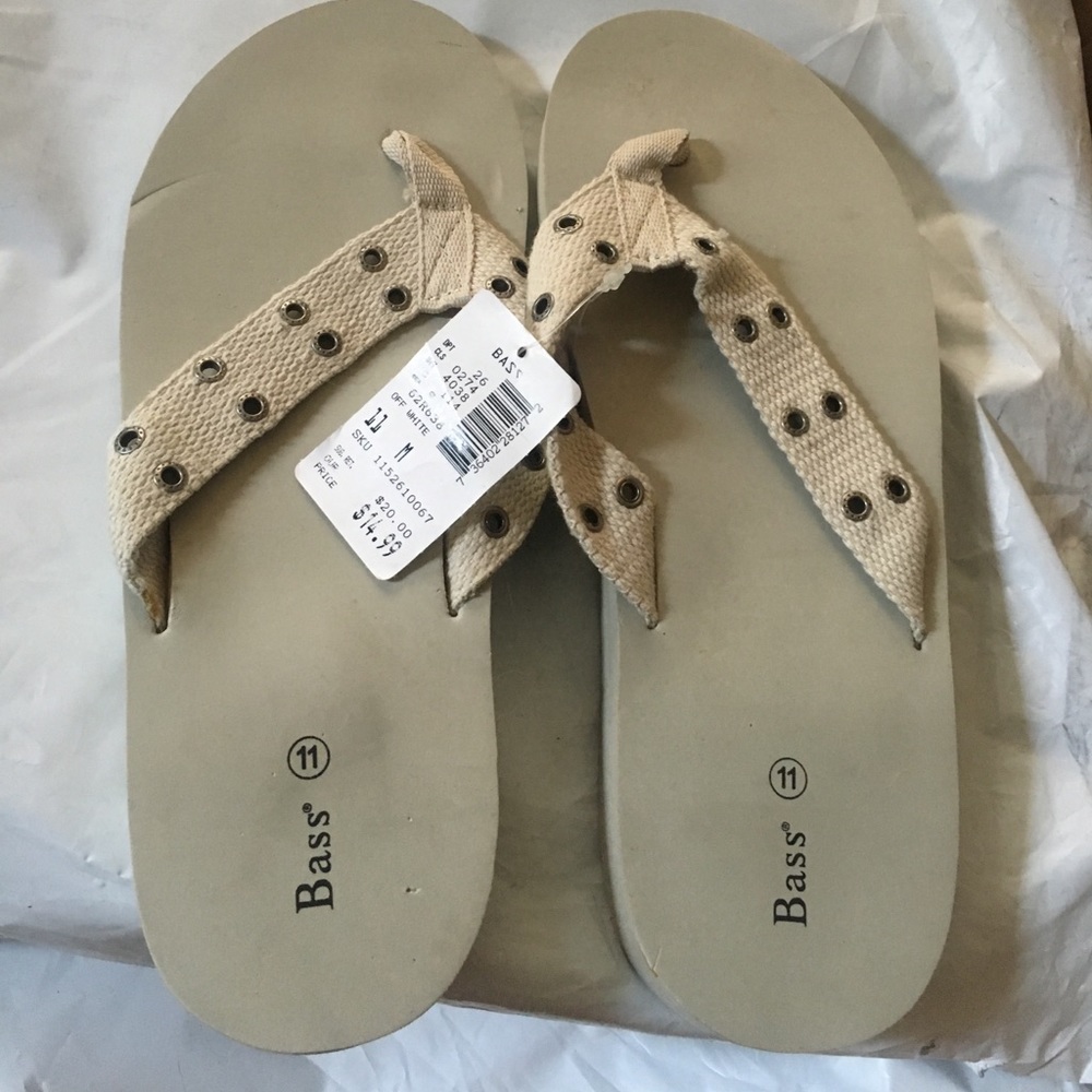Women's size 11 taupe sandals
