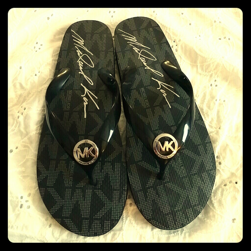 🆕Michael Kors Flip Flops👣NWOT