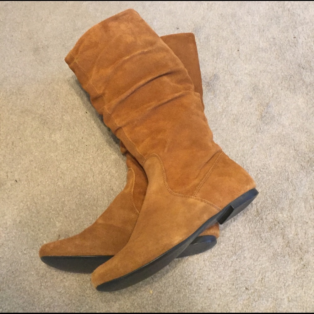 Light brown suede boots