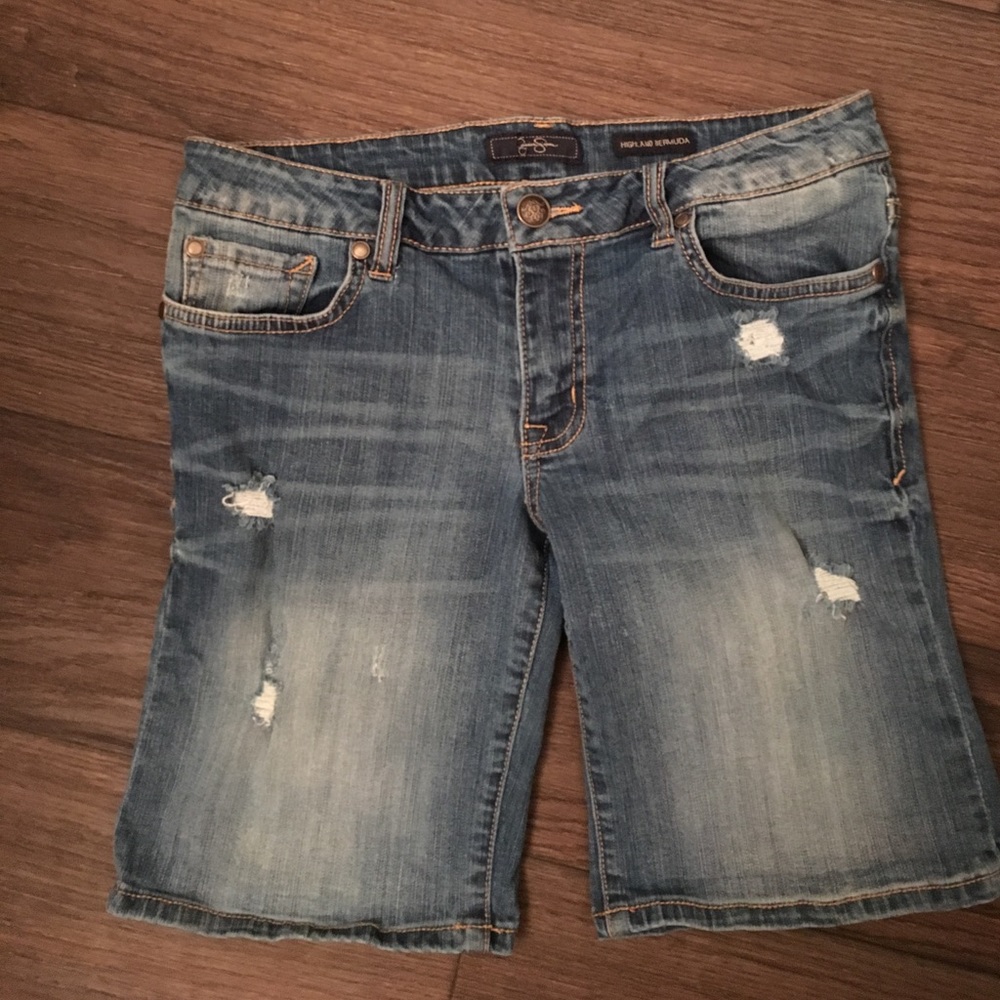 Jessica Simpson Highland Bermuda shorts