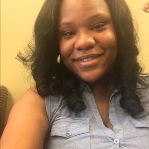 Meet your Posher, Lesha