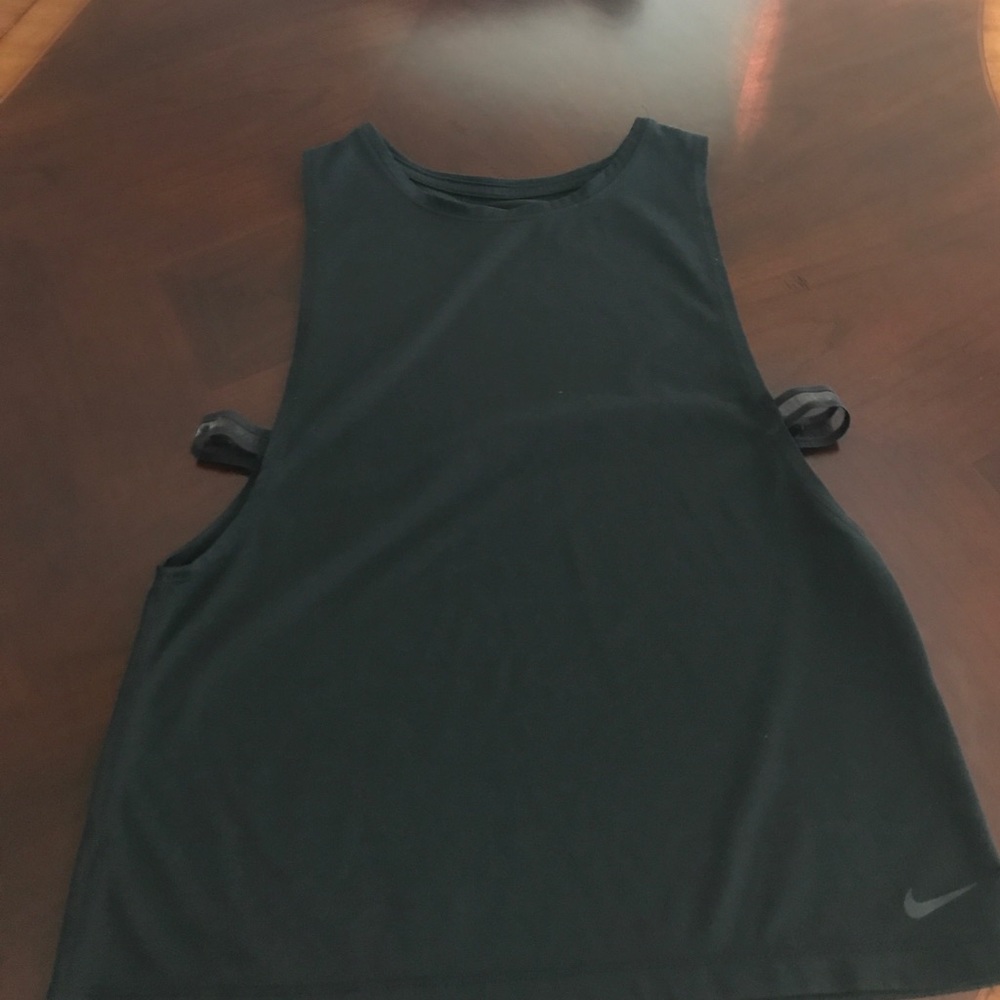 Nike dri fit tank