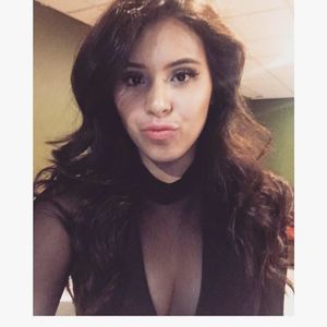 Meet your Posher, Julianna