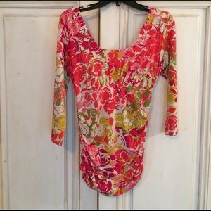 Beautiful CAbi floral blouse. Size Medium