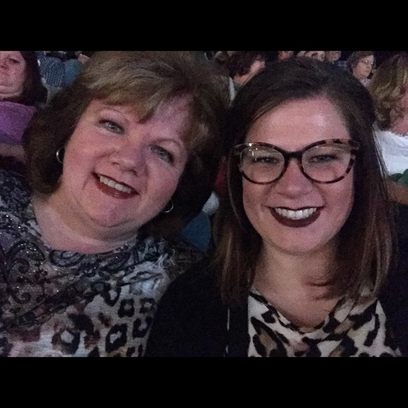 Meet your Posher, Susan - Picture 1 of 1