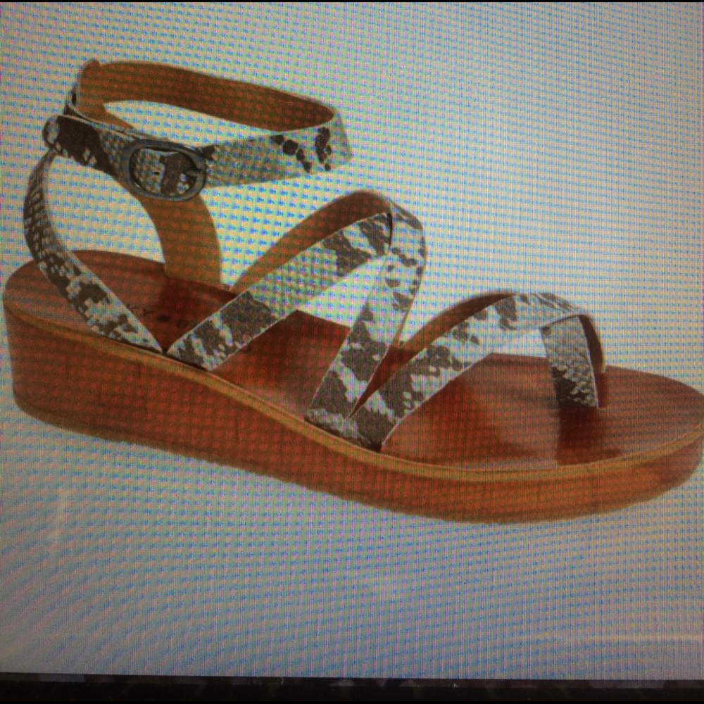 Lucky Brand Grey Leather sandals
