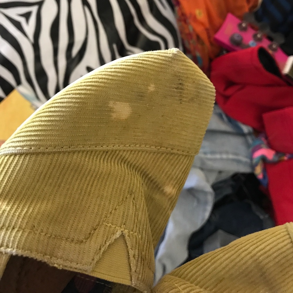 TOMS - Picture 6 of 6