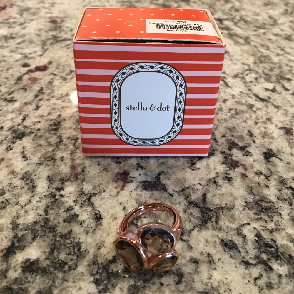 Stella & Dot Trilogy Ring