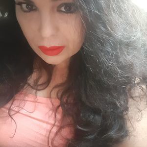 Meet your Posher, Hilda