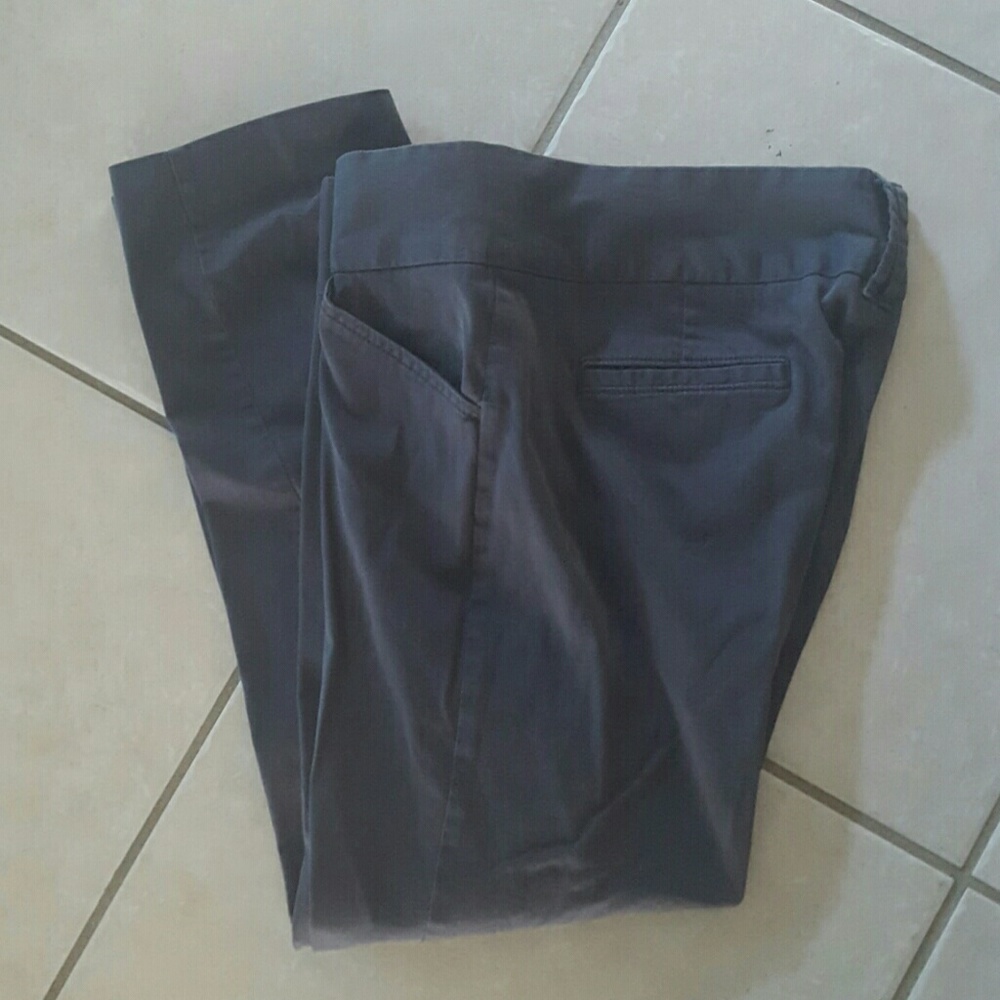 Old Navy dress pants. Size 18. Dark gray.