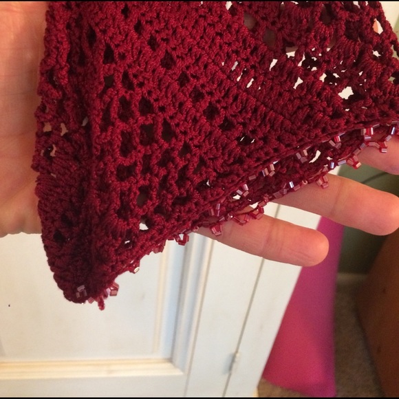 Open weave dark red sweater - Picture 2 of 2