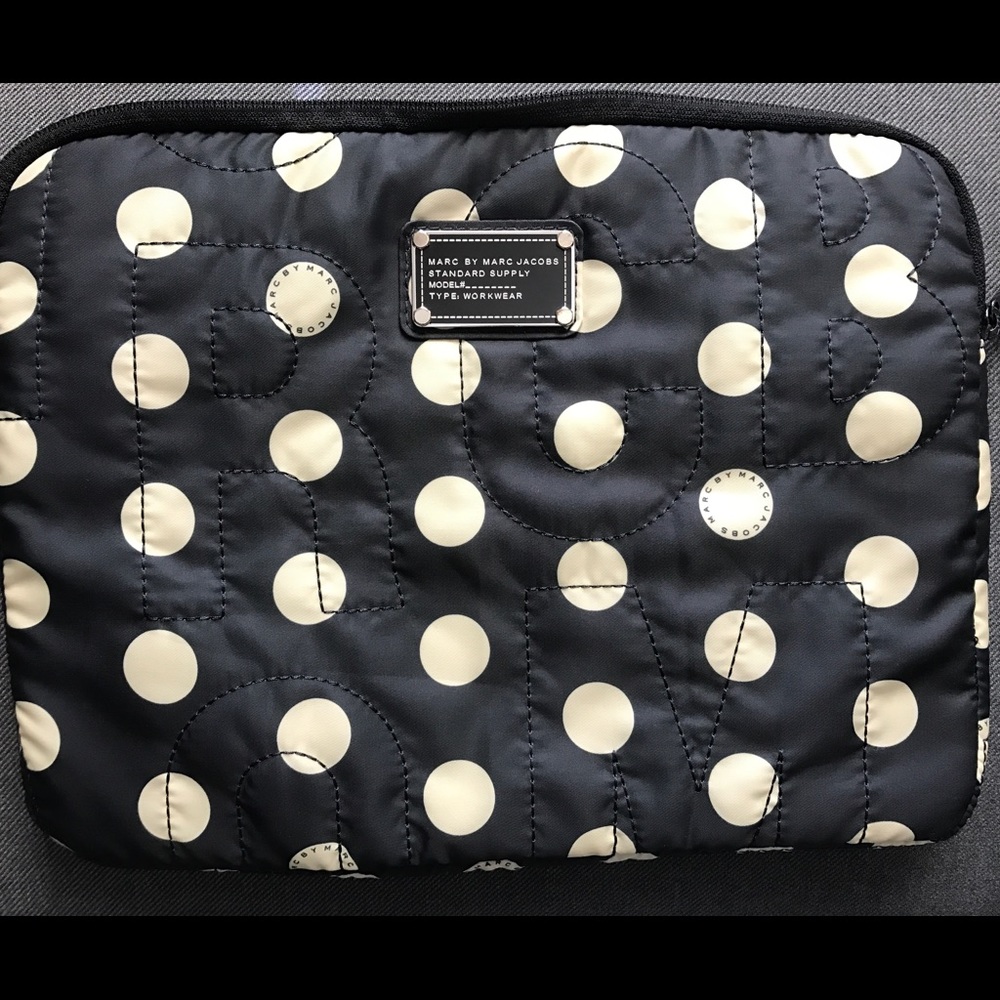 Marc by Marc Jacobs tablet case