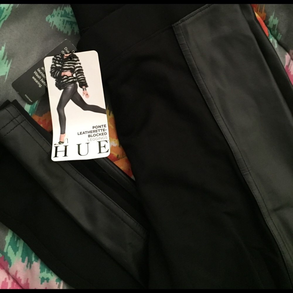 Black Hue Ponte Leatherette-Blocked Leggings (NWT)
