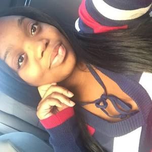 Meet your Posher, Halle