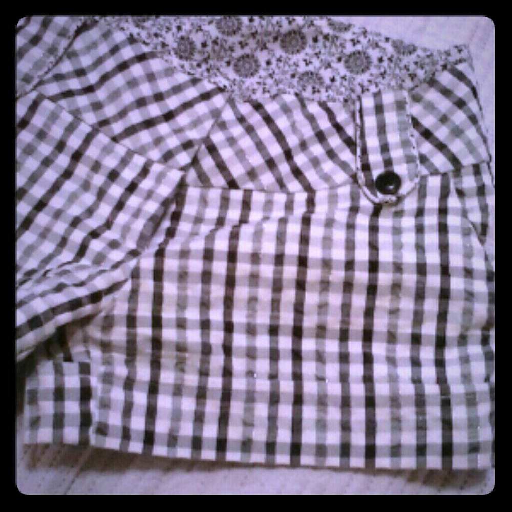Fresh wear Black & White Shorts