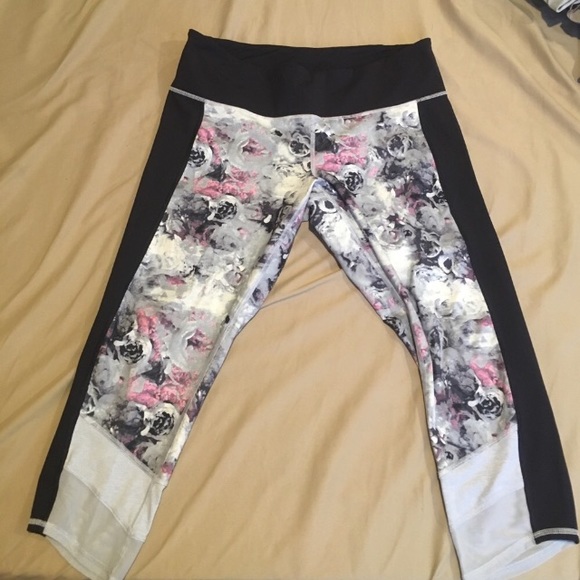 lululemon athletica Pants - Size 12