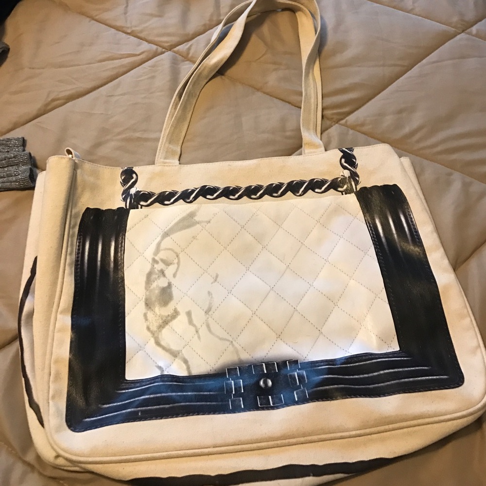 Thursday Friday tote