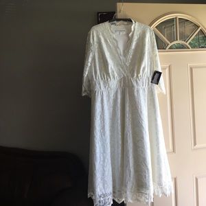 Kiyonna Bridal ivory lace dress