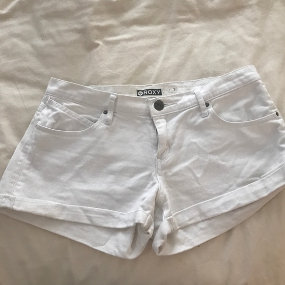 Roxy white Jean shorts - Picture 1 of 2