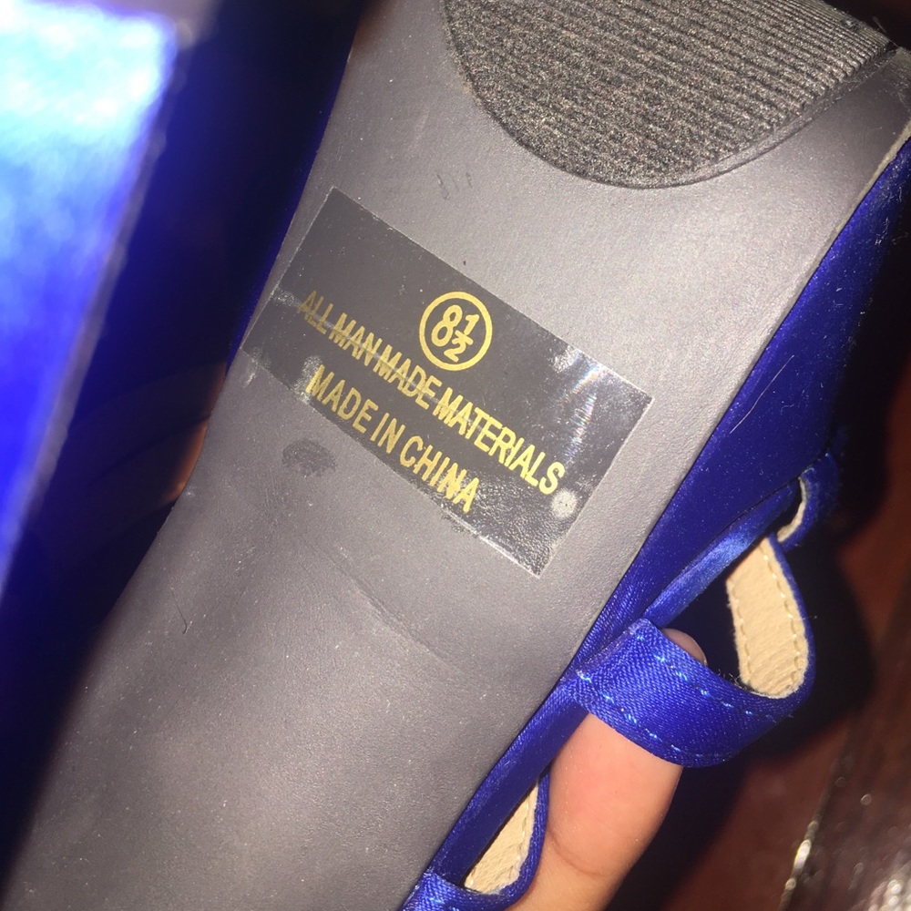 Shoes - Picture 2 of 3