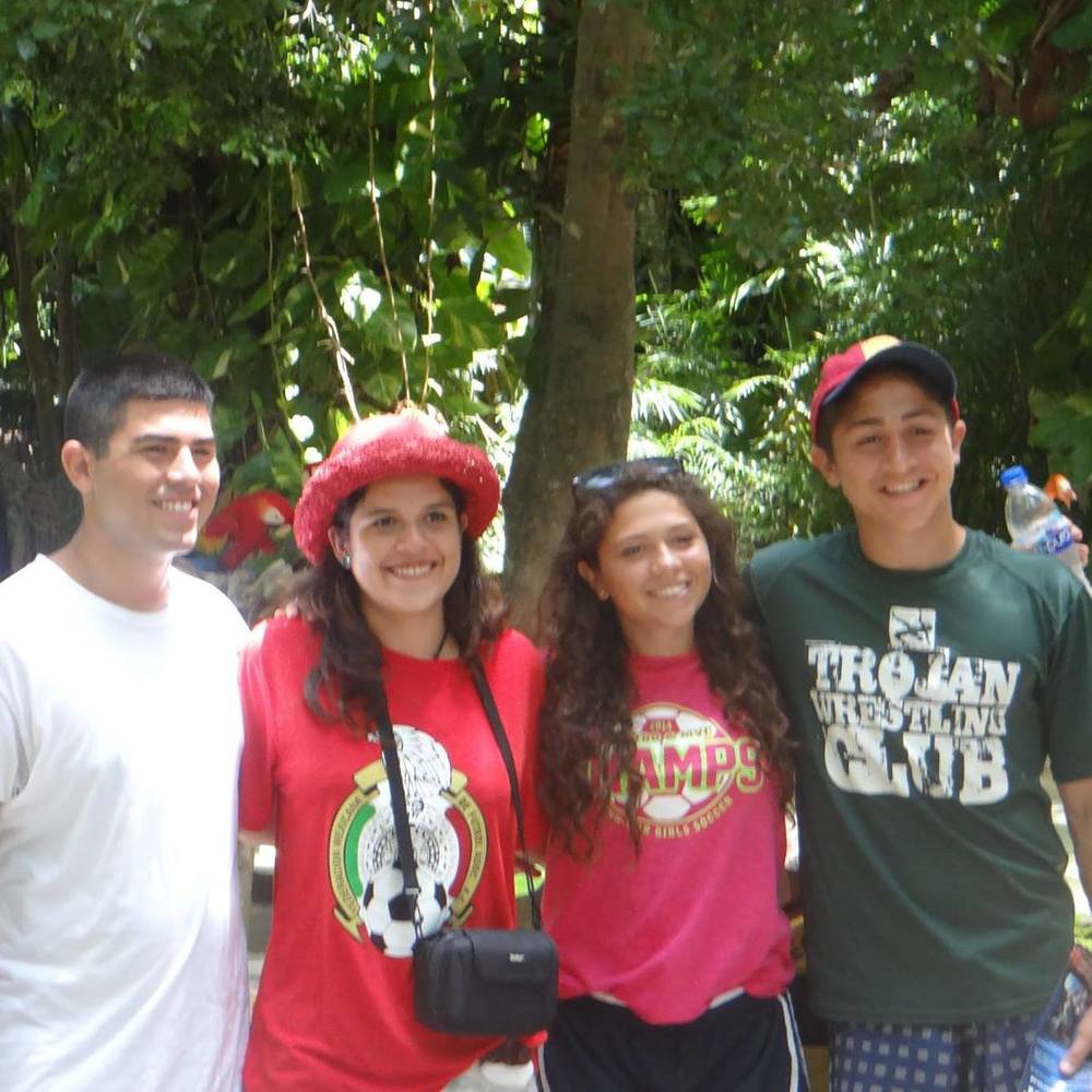 Meet your Posher, Noah