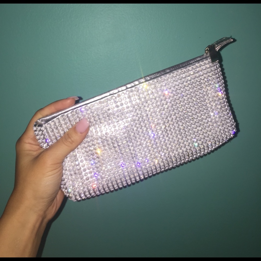 Silver and clear rhinestone crystal clutch purse