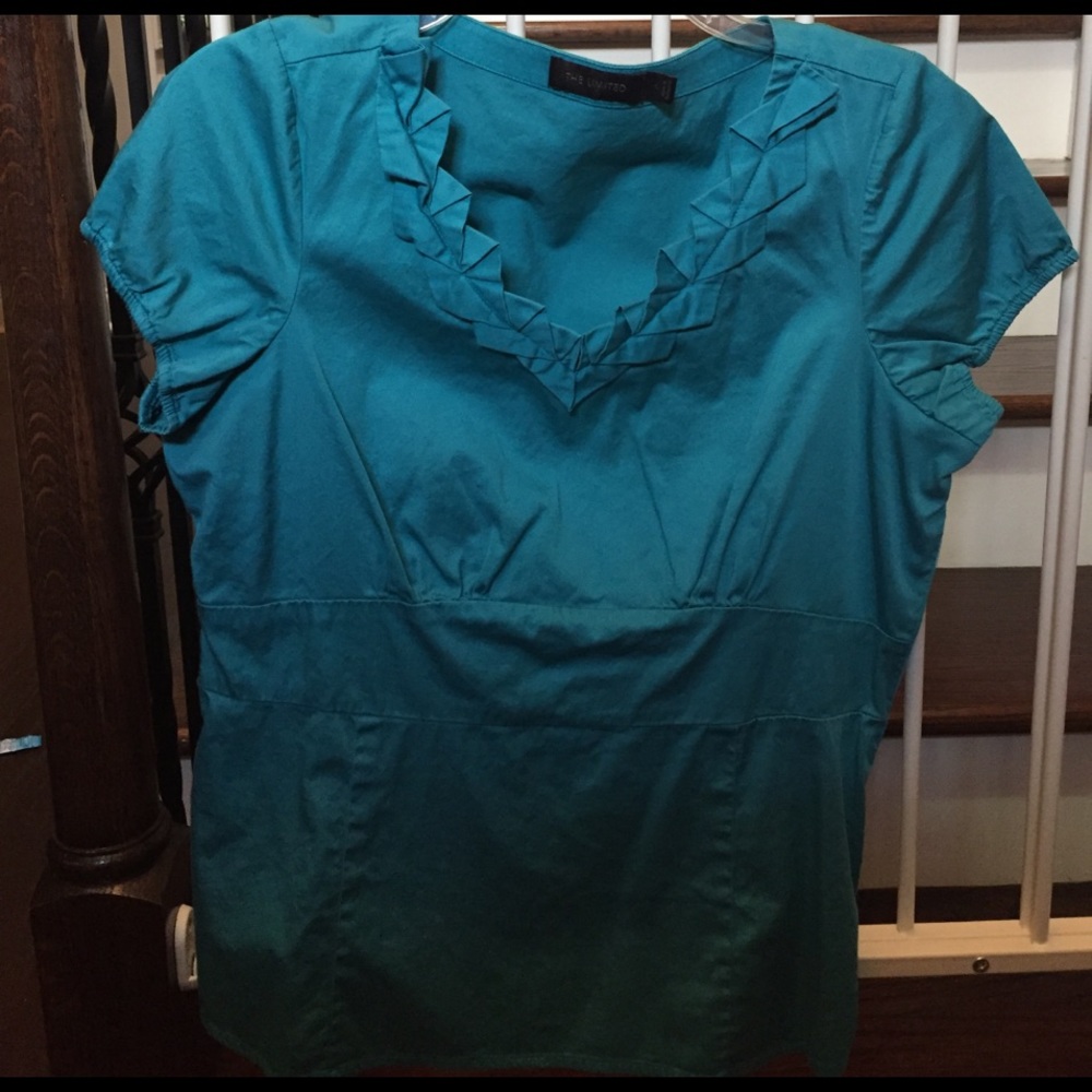 Short sleeved blouse