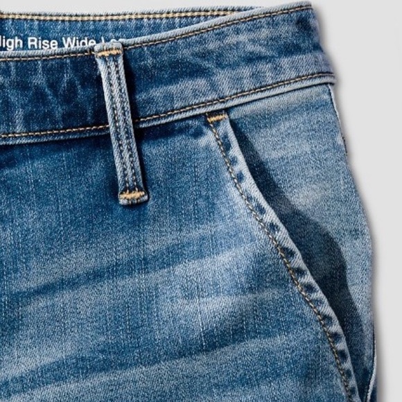 🎉Host Pick🎉High Rise Jeans - Picture 5 of 8