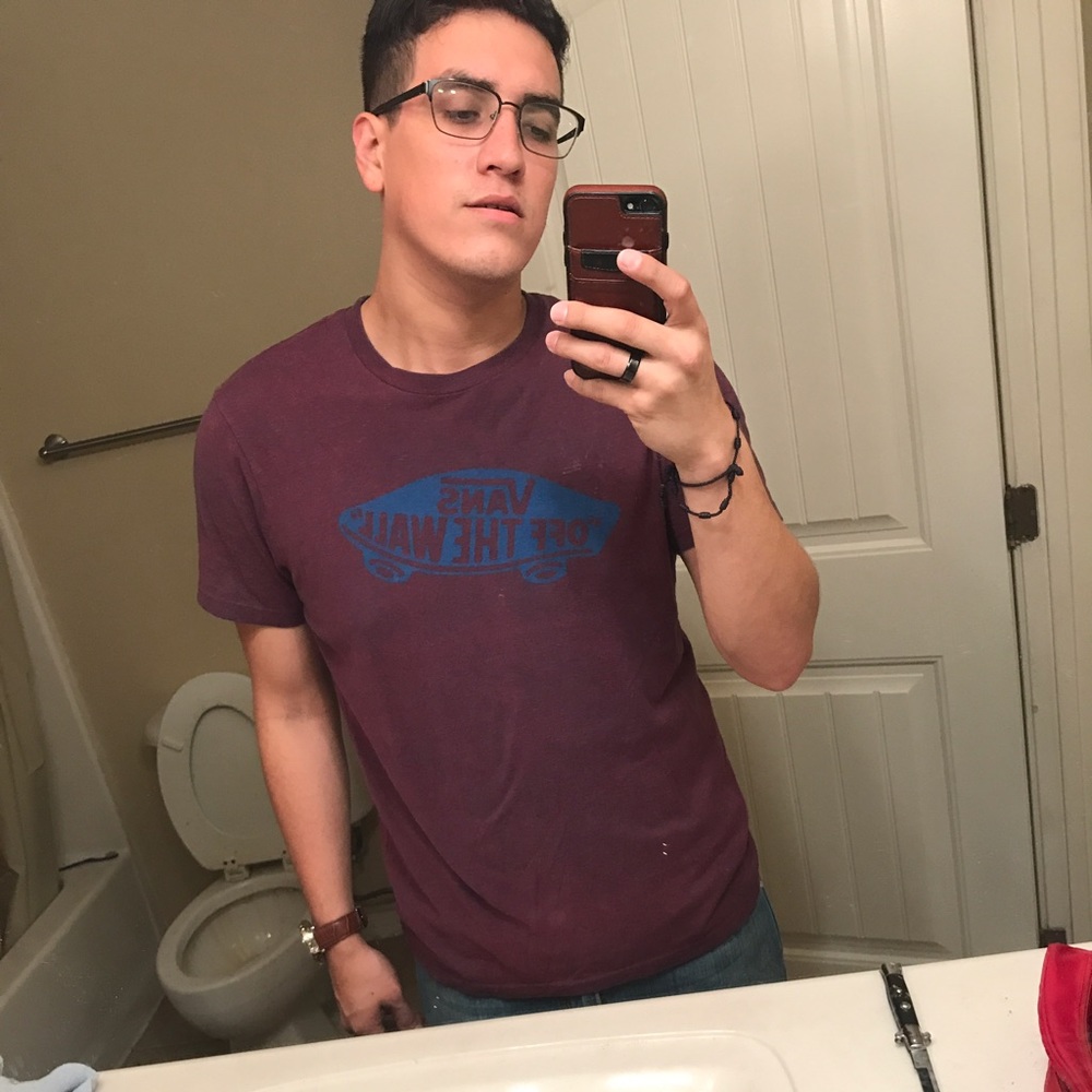 T shirt - Picture 1 of 2