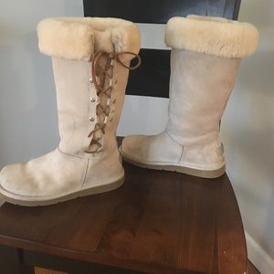 Women's tall leather lace up UGGS size 6
