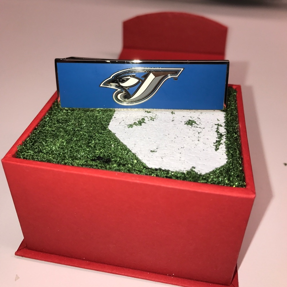 TORONTO BLUE JAYS MONEY CLIP
