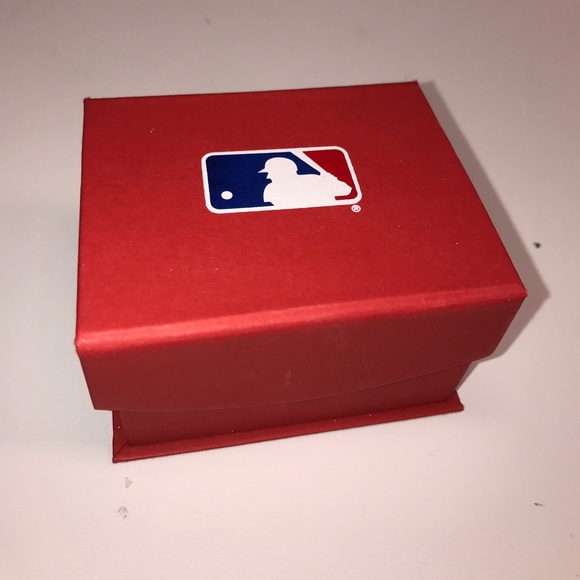 TORONTO BLUE JAYS MONEY CLIP - Picture 4 of 4