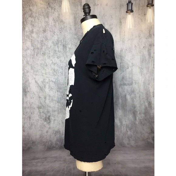 MISFITS REWORKED DISTRESSED GRAPHIC BAND TSHIRT!! - Picture 3 of 8