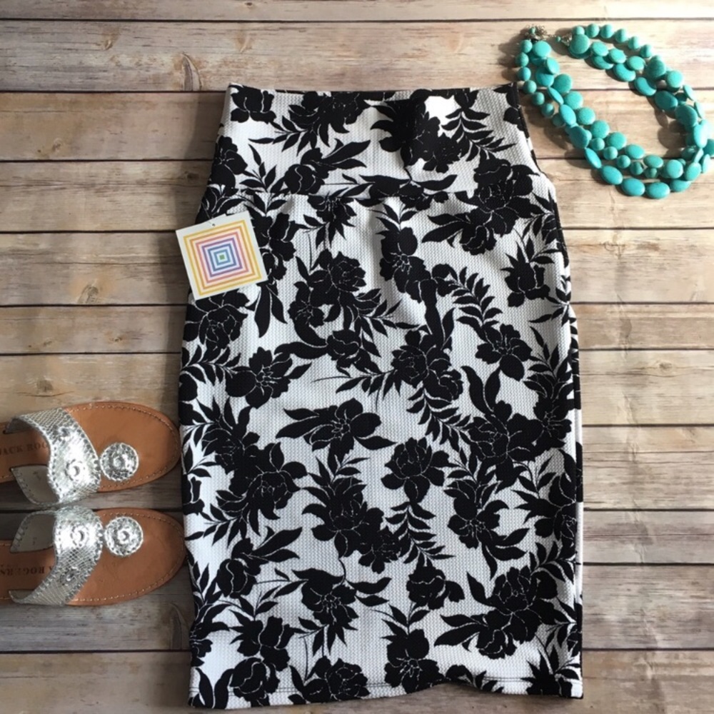 Lularoe Cassie Skirt Floral