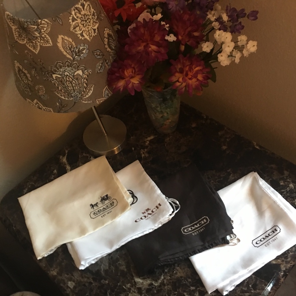 Coach Dust bags 4bubdle