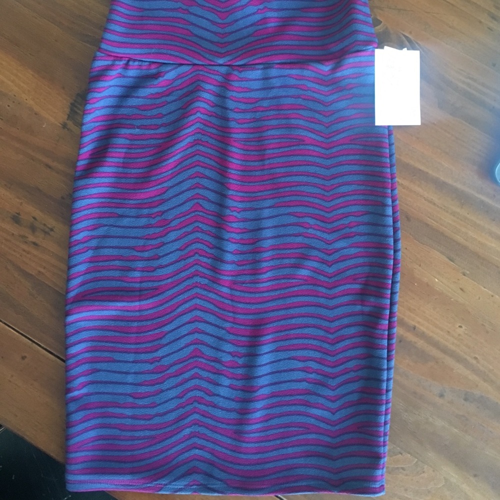 LuLaRoe Cassie XS pencil skirt NWT